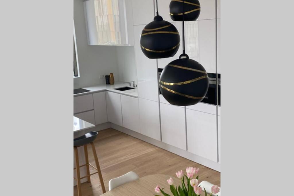 Luxurious Apartment In The Heart Of Kirchberg, Close To City Center * Luxemburg